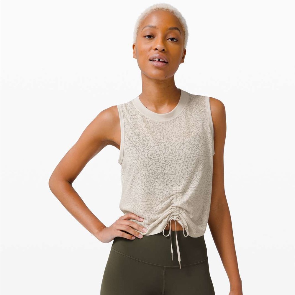 Lululemon Cinch Me Up Front Tank *Veil in Dune